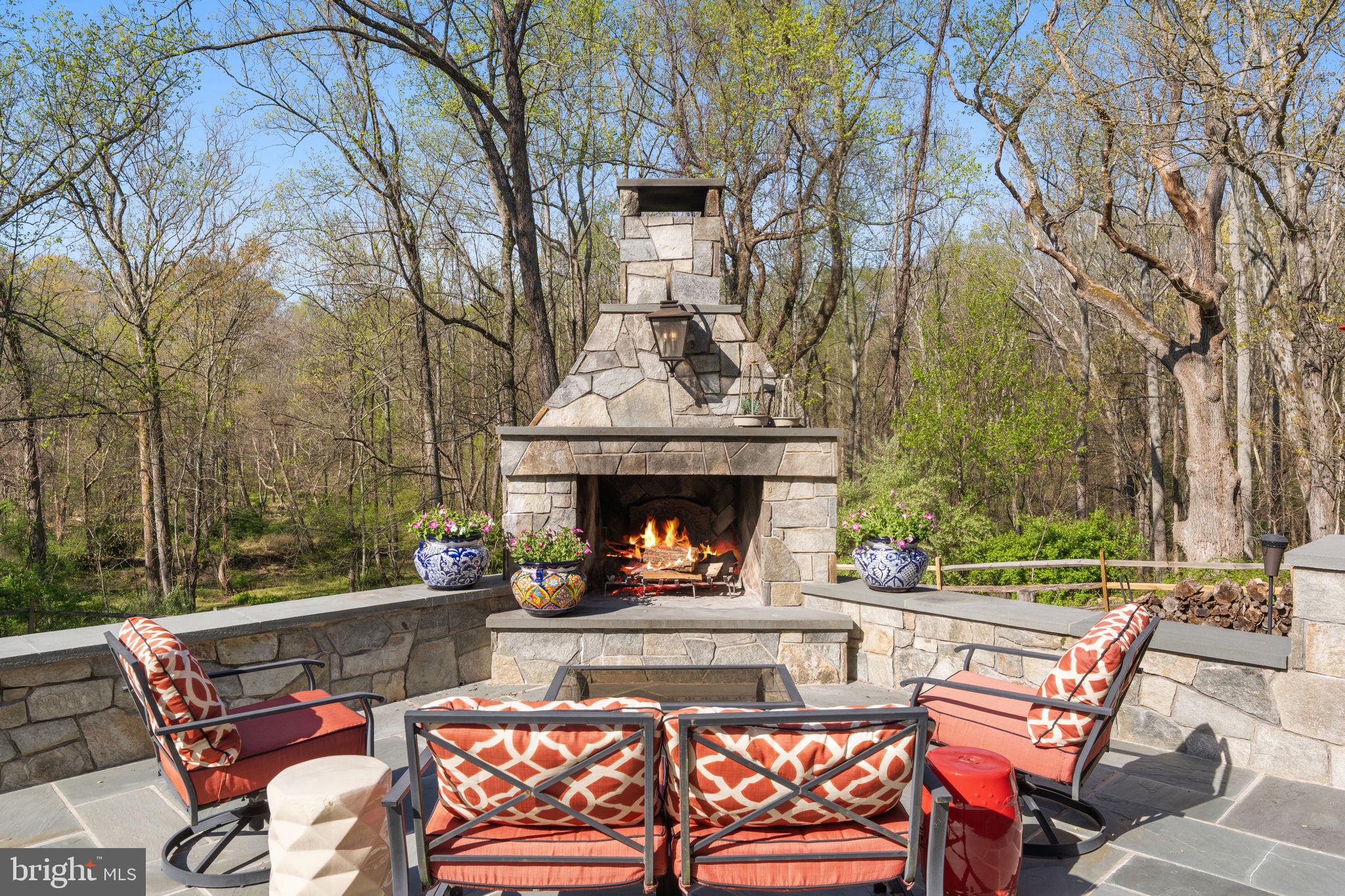 HUNTERS STATION - Residential