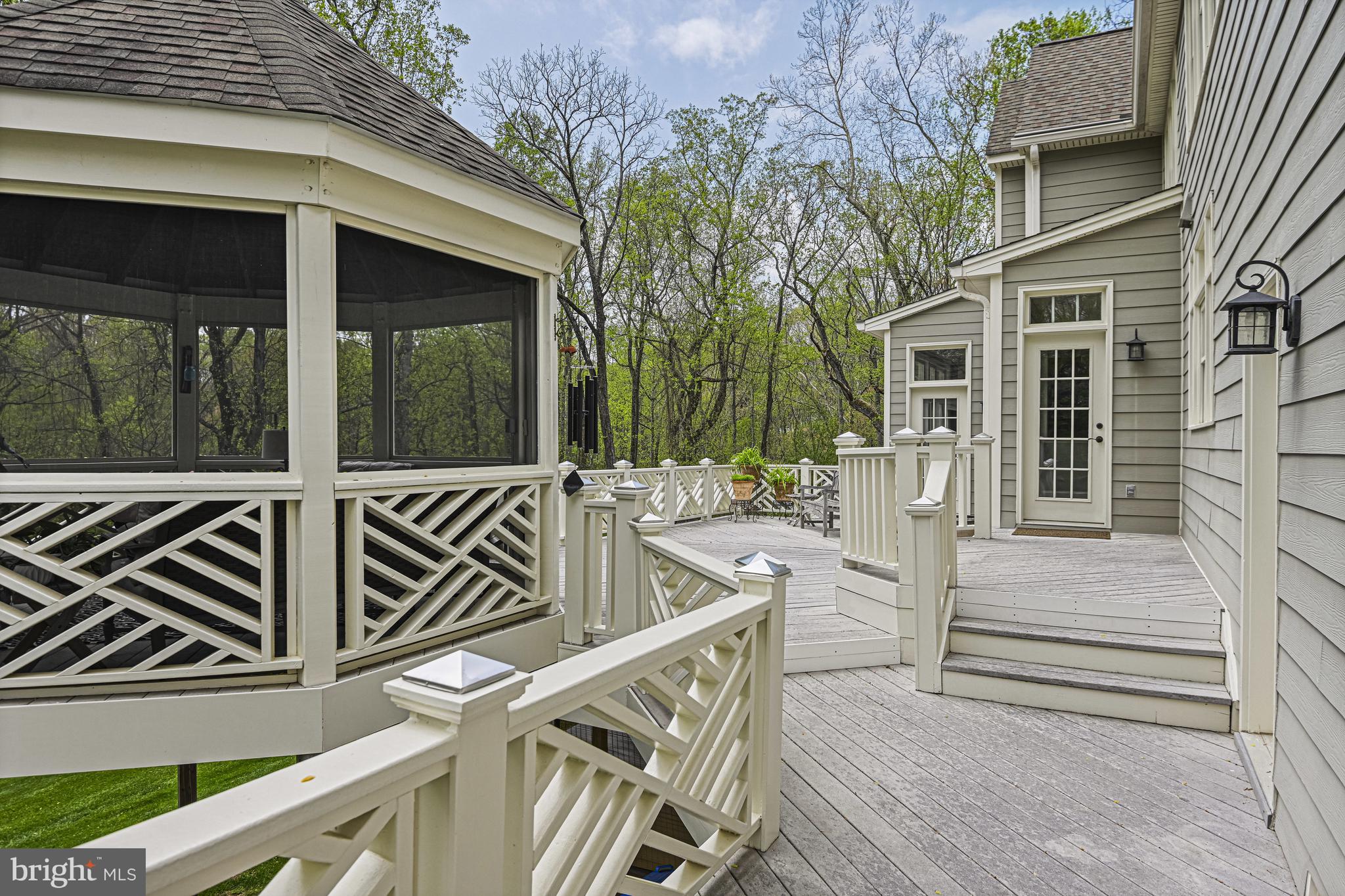 HUNTERS STATION - Residential