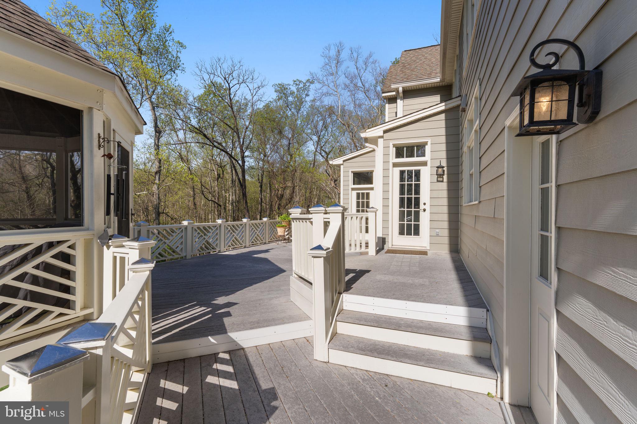 HUNTERS STATION - Residential