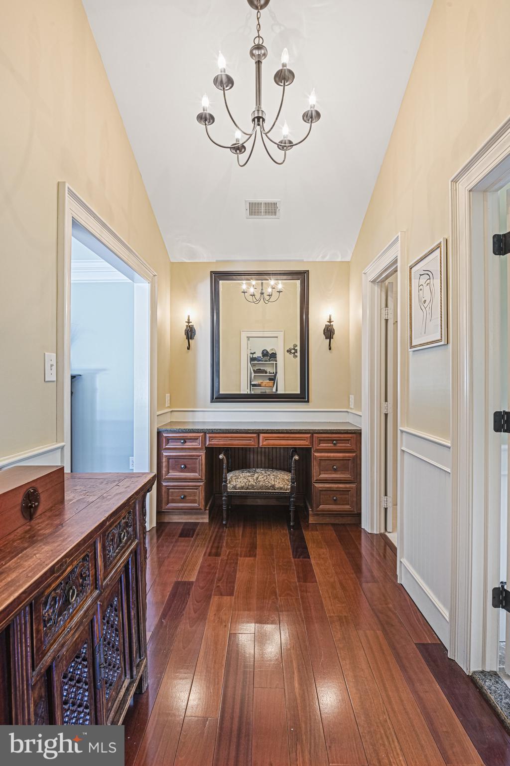 HUNTERS STATION - Residential