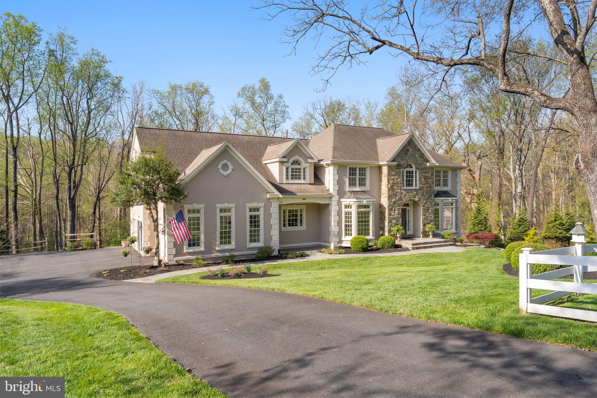 HUNTERS STATION - Residential