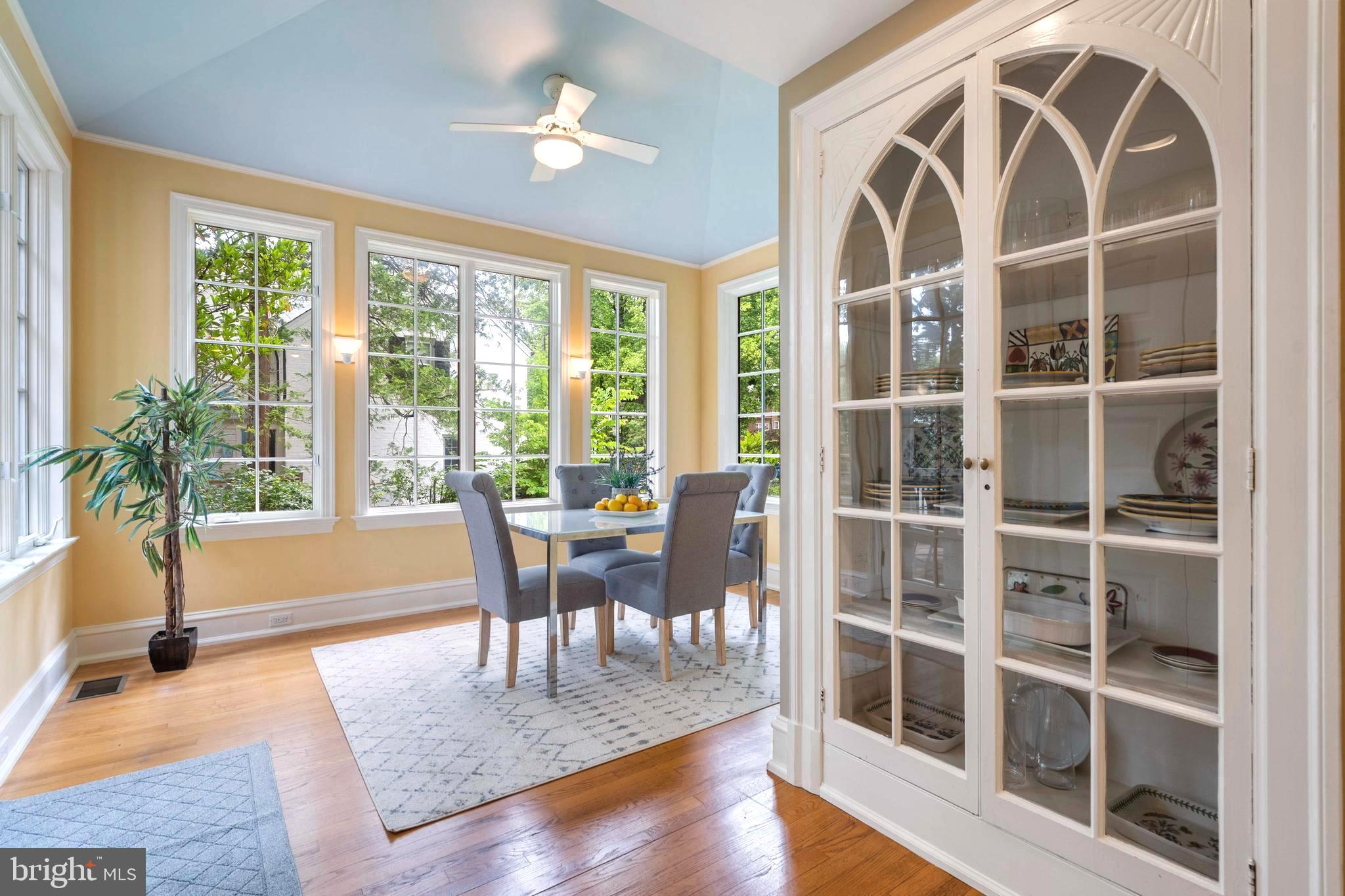 CHEVY CHASE VILLAGE - Residential