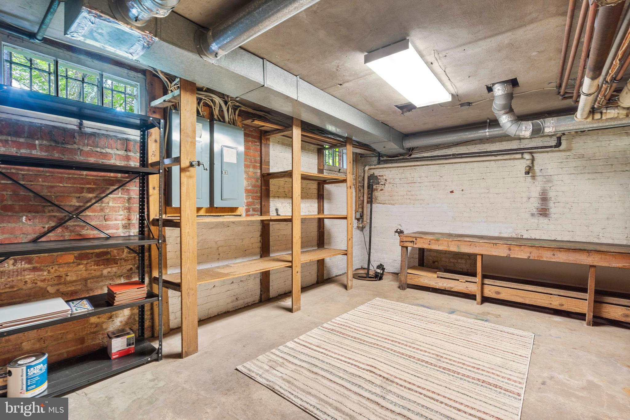 CHEVY CHASE VILLAGE - Residential