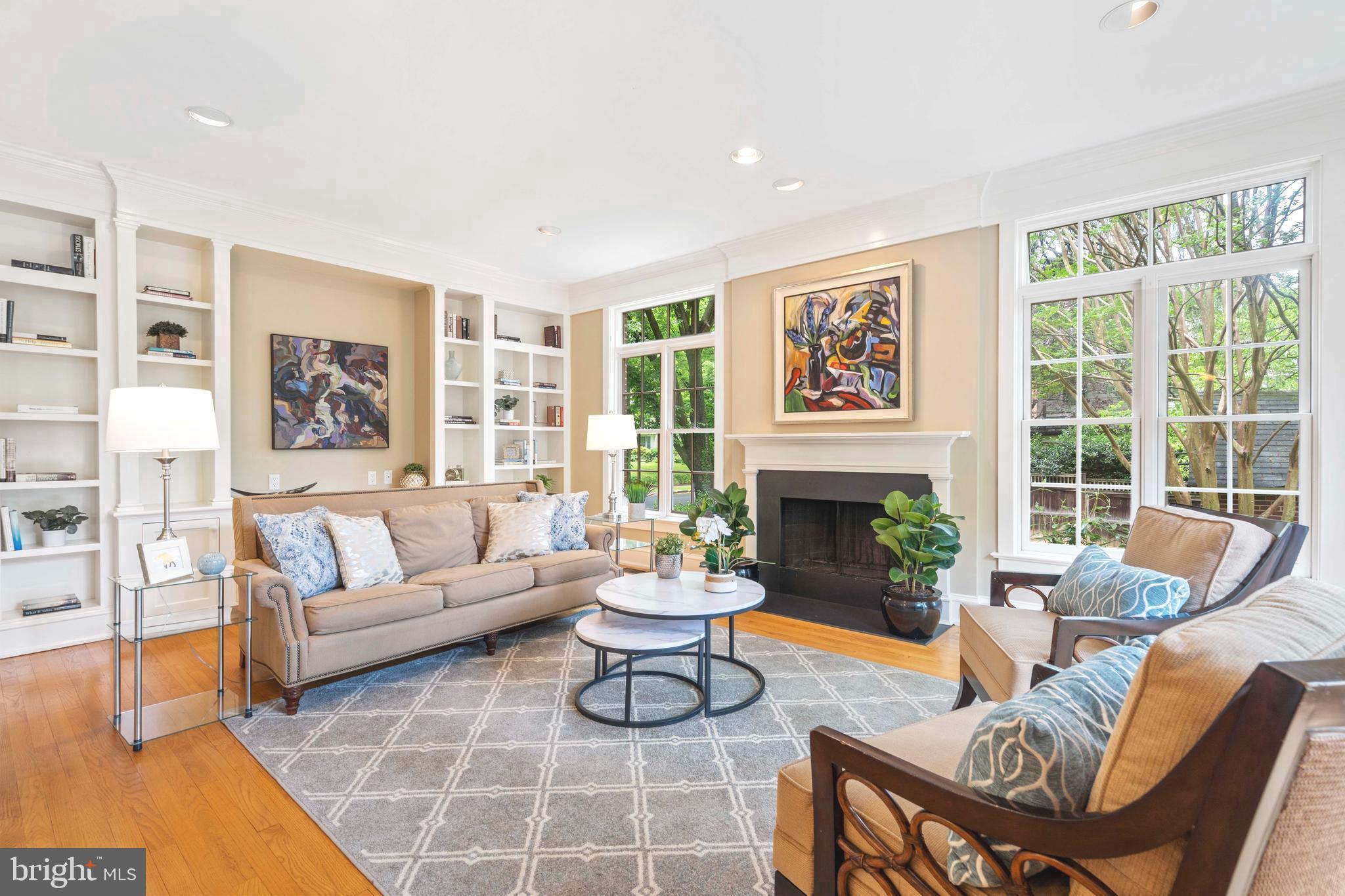 CHEVY CHASE VILLAGE - Residential