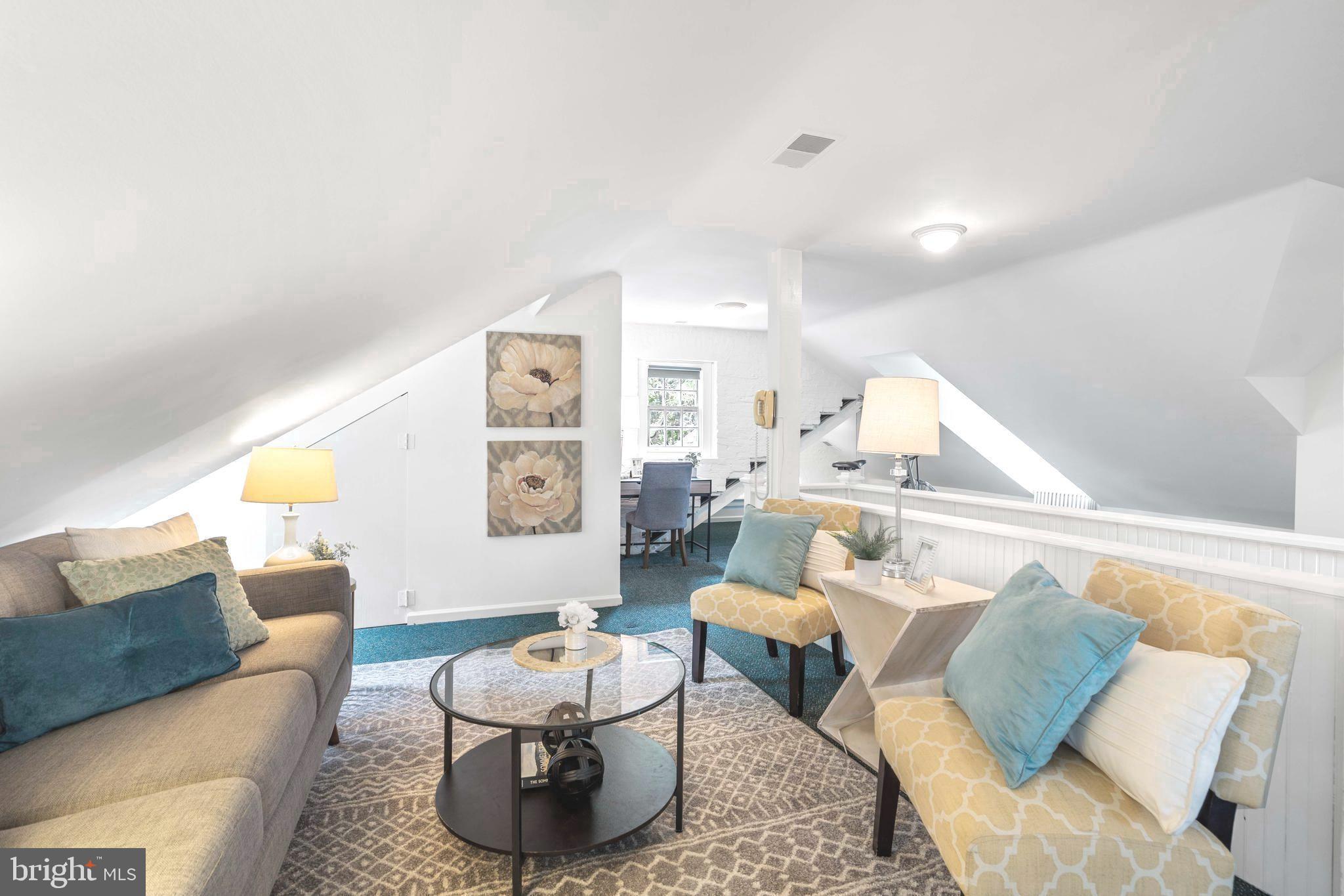 CHEVY CHASE VILLAGE - Residential