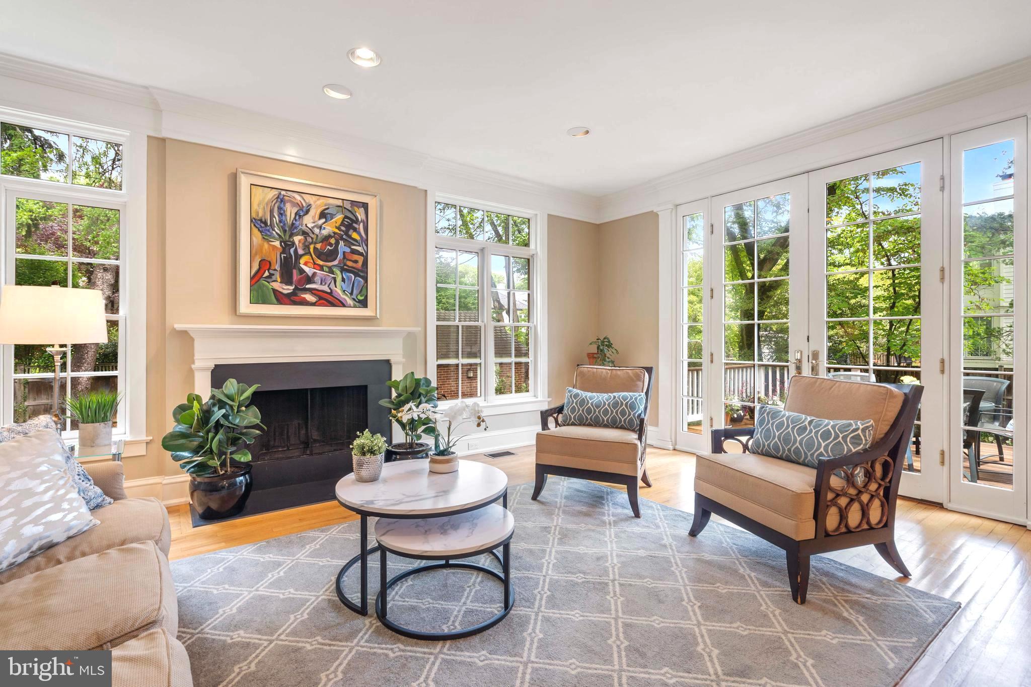 CHEVY CHASE VILLAGE - Residential