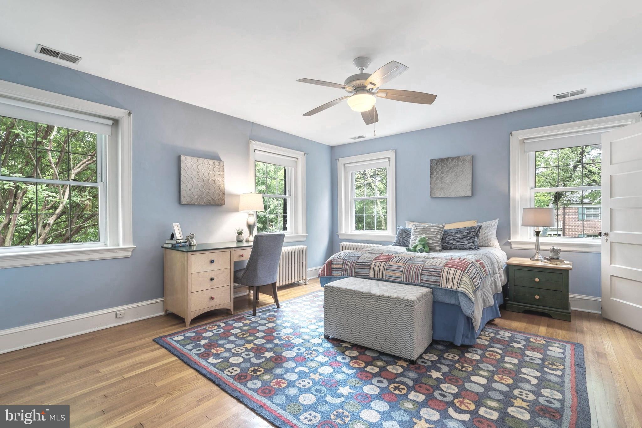 CHEVY CHASE VILLAGE - Residential