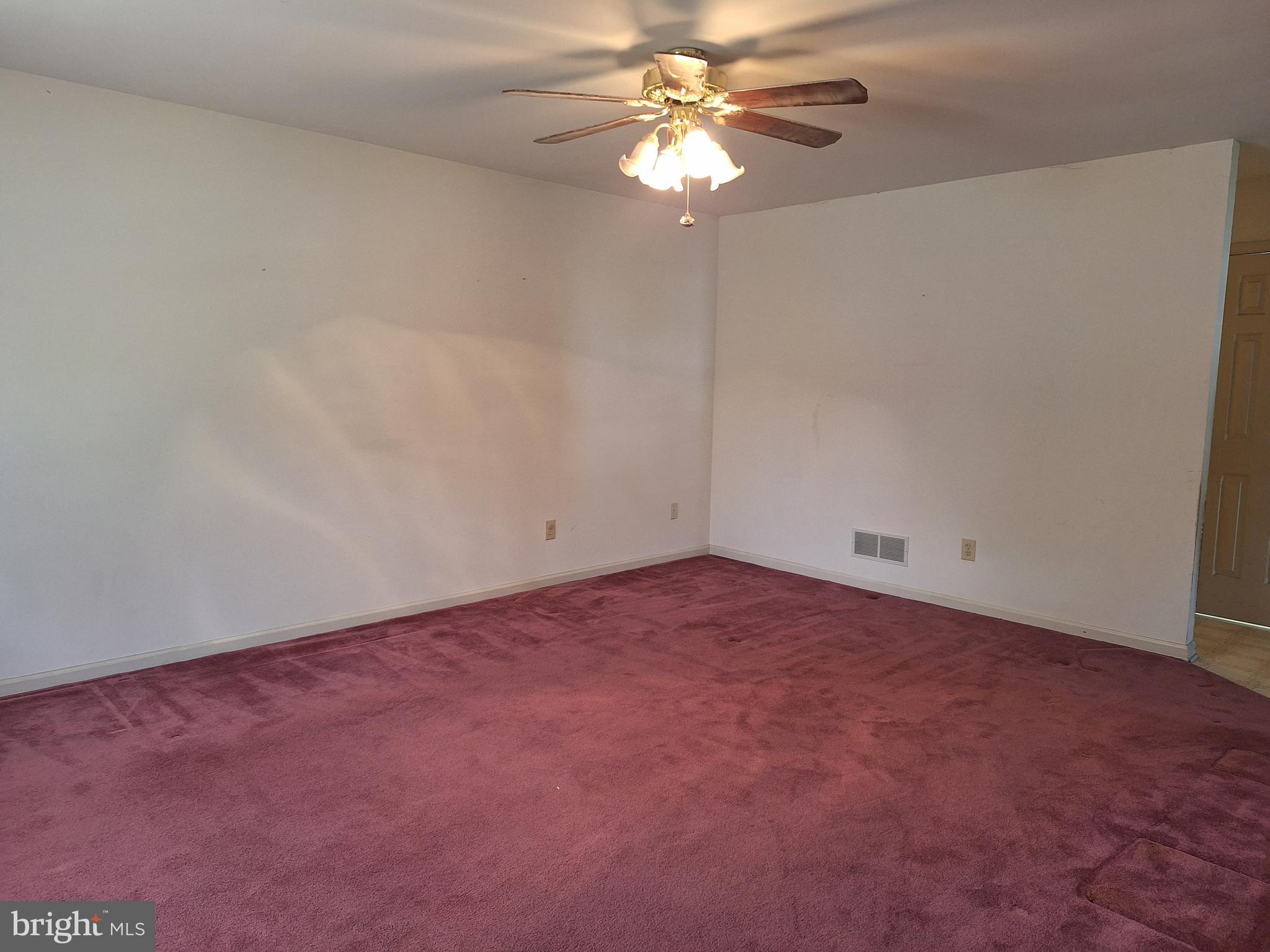 VALLEY SPRINGS - Residential