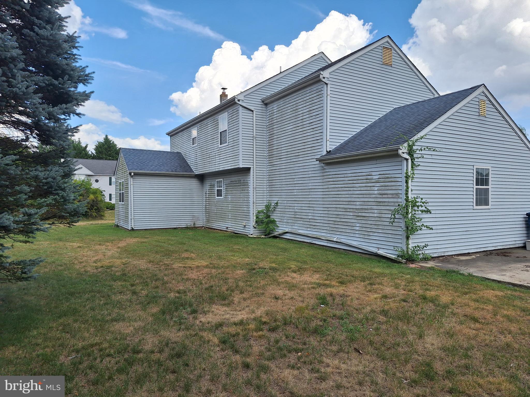 VALLEY SPRINGS - Residential