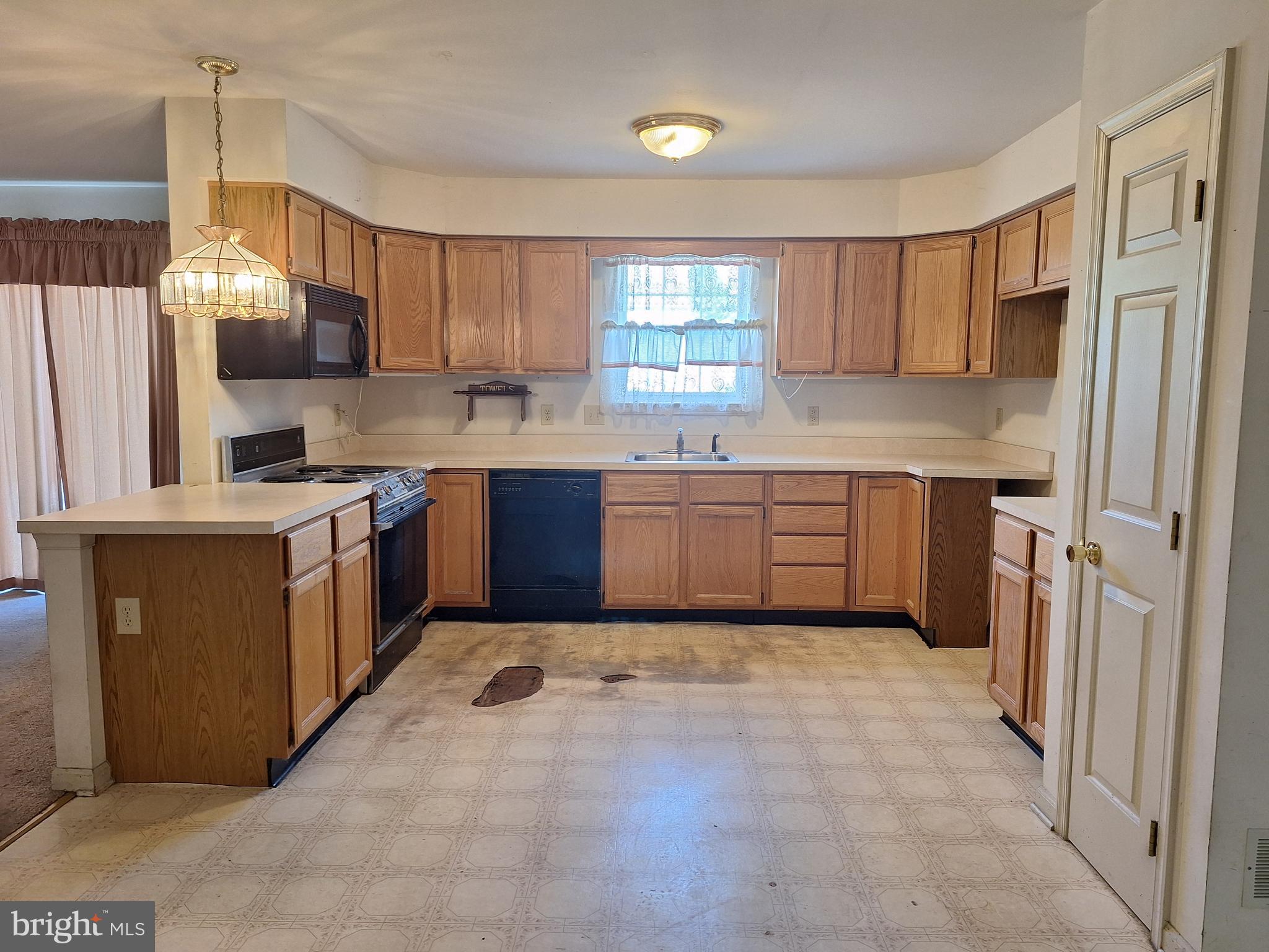 VALLEY SPRINGS - Residential