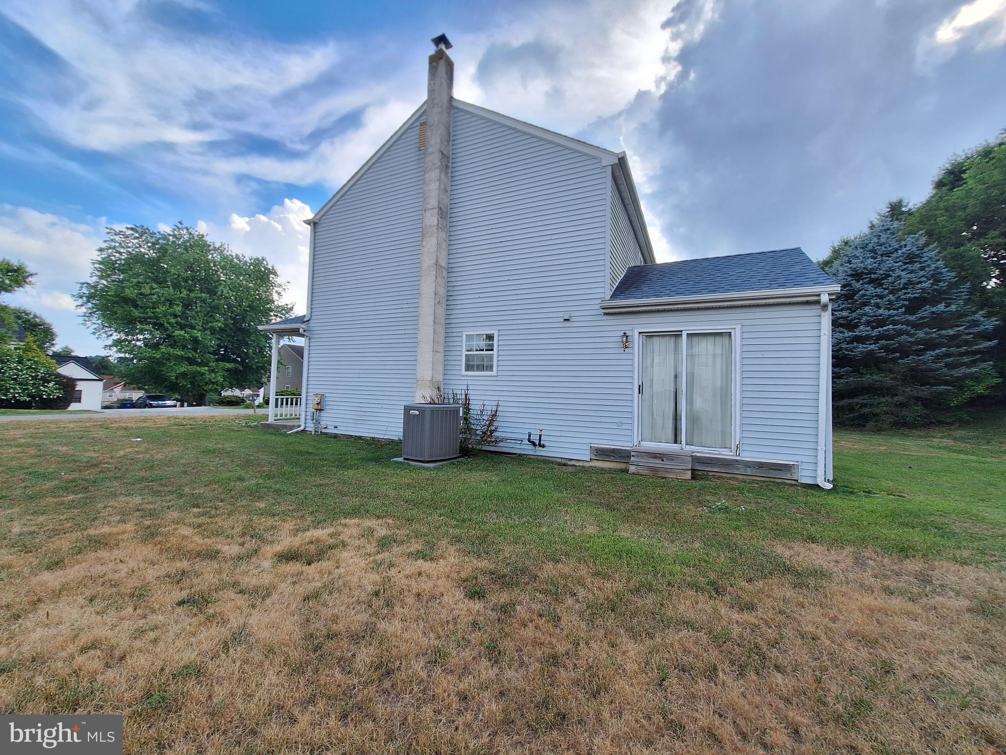 VALLEY SPRINGS - Residential