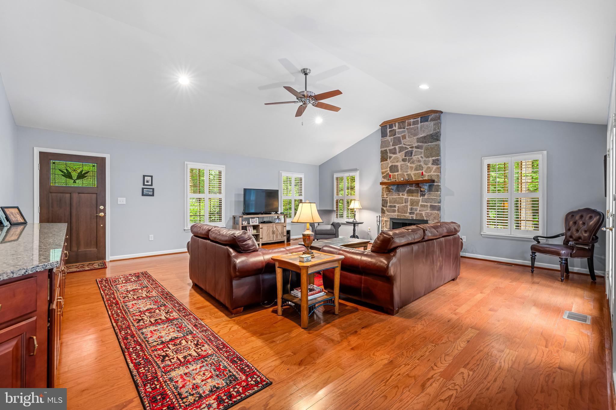 1915 BILLY BARTON CIRCLE