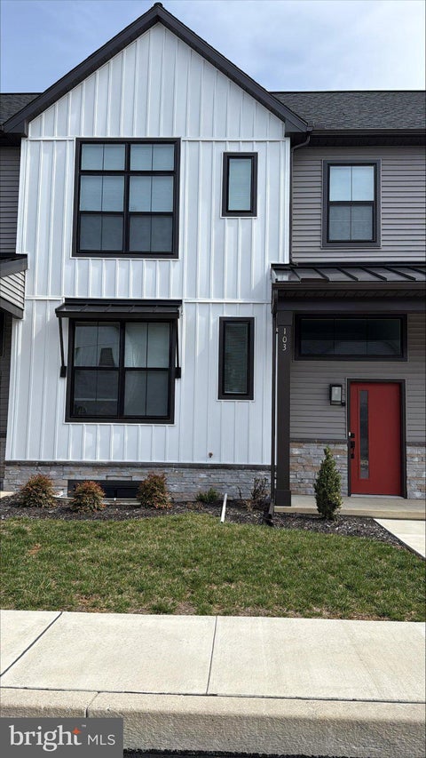 Townhouse For Rent - 417 Estate Drive<br/> Cumberland County, MECHANICSBURG, PA 17055