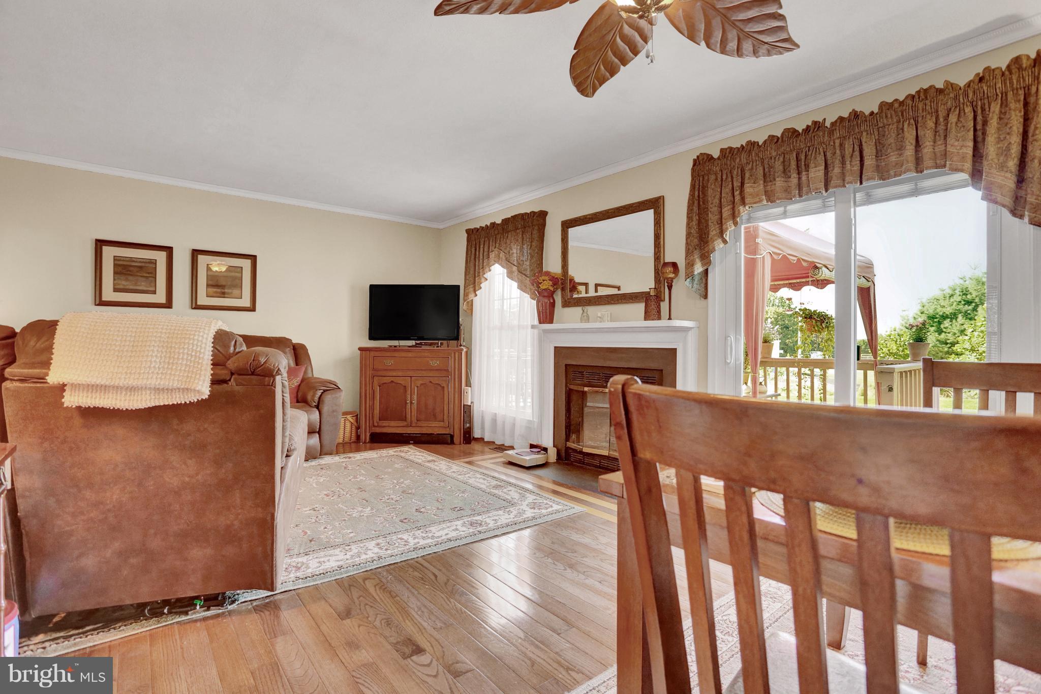 VILLAGE OF THOMAS RUN - Residential