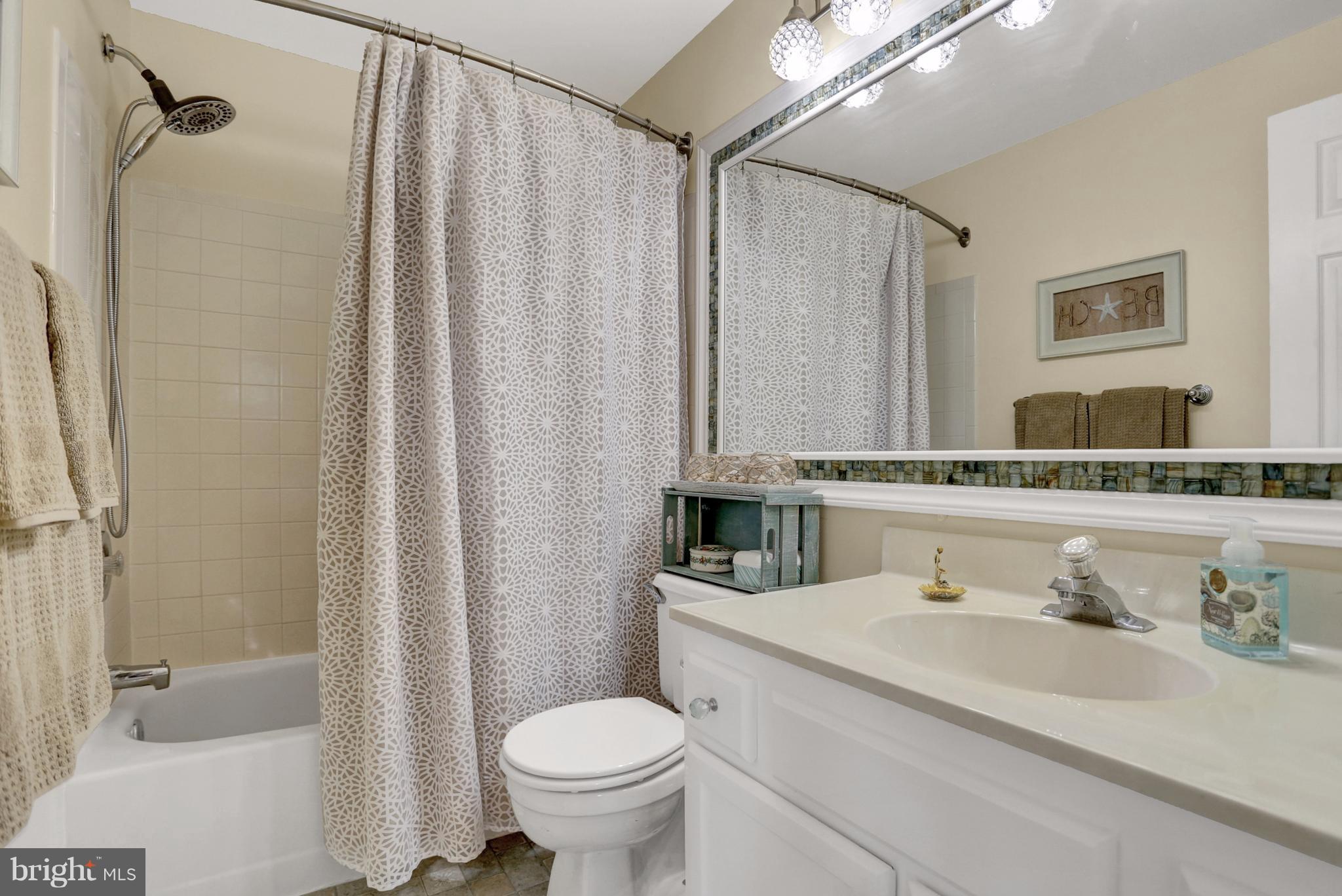 VILLAGE OF THOMAS RUN - Residential