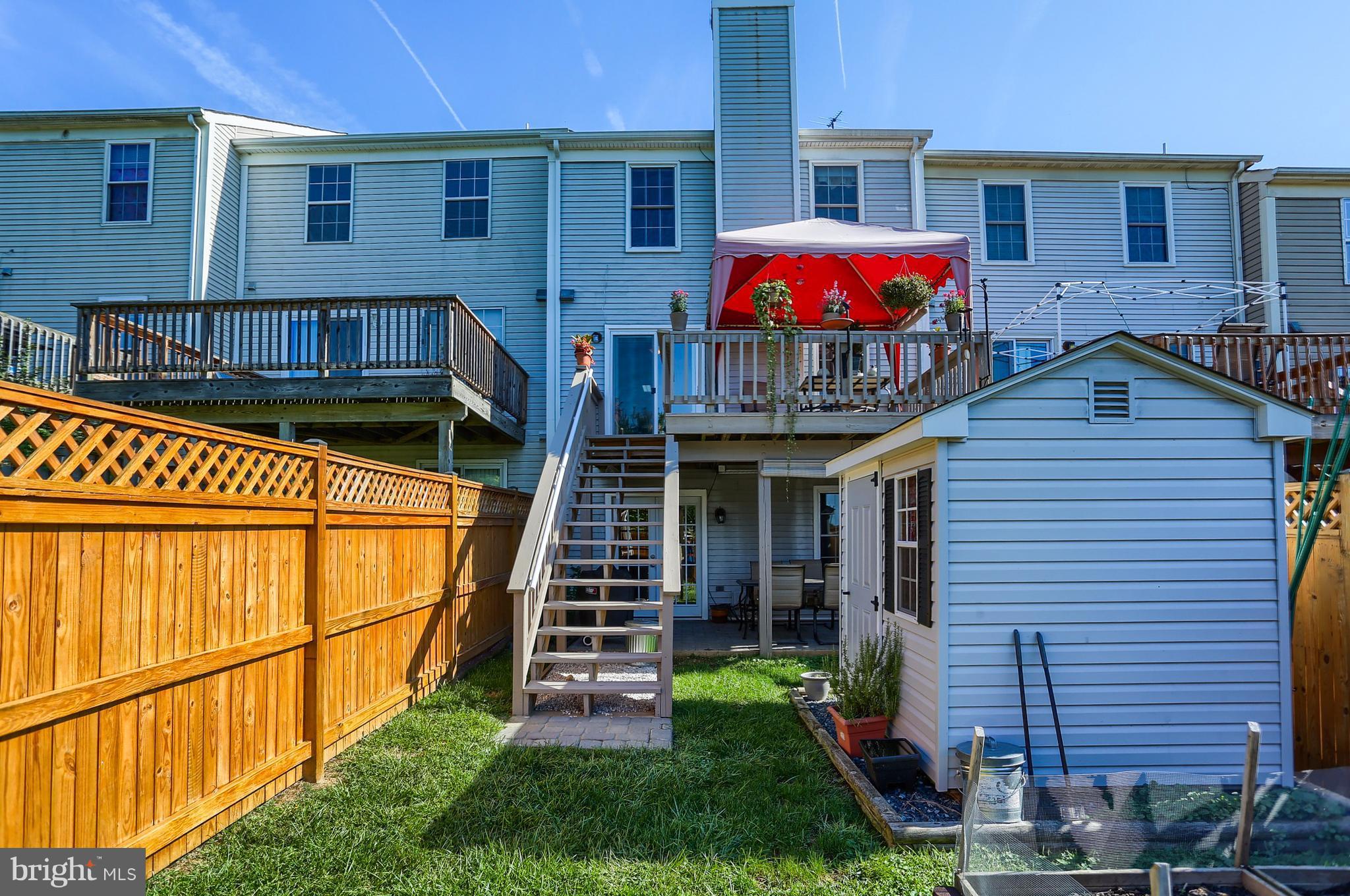 VILLAGE OF THOMAS RUN - Residential