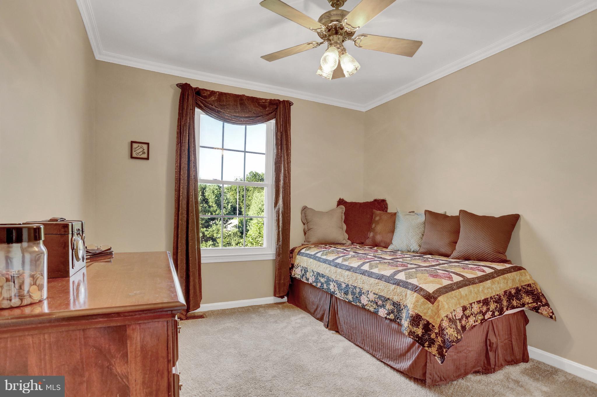 VILLAGE OF THOMAS RUN - Residential