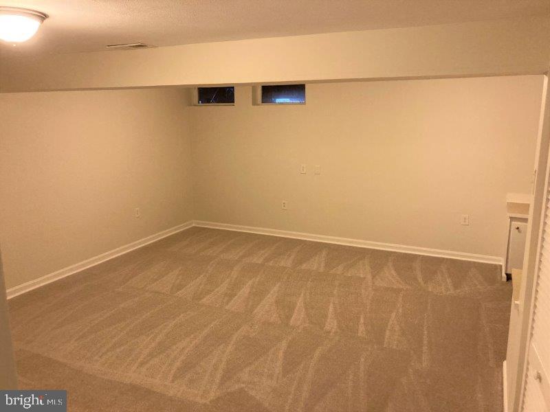 BEECH CREEK - Residential Lease