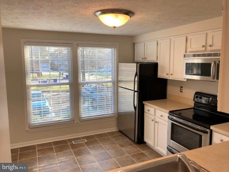 BEECH CREEK - Residential Lease