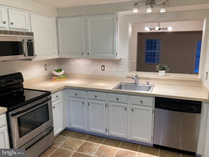 BEECH CREEK - Residential Lease