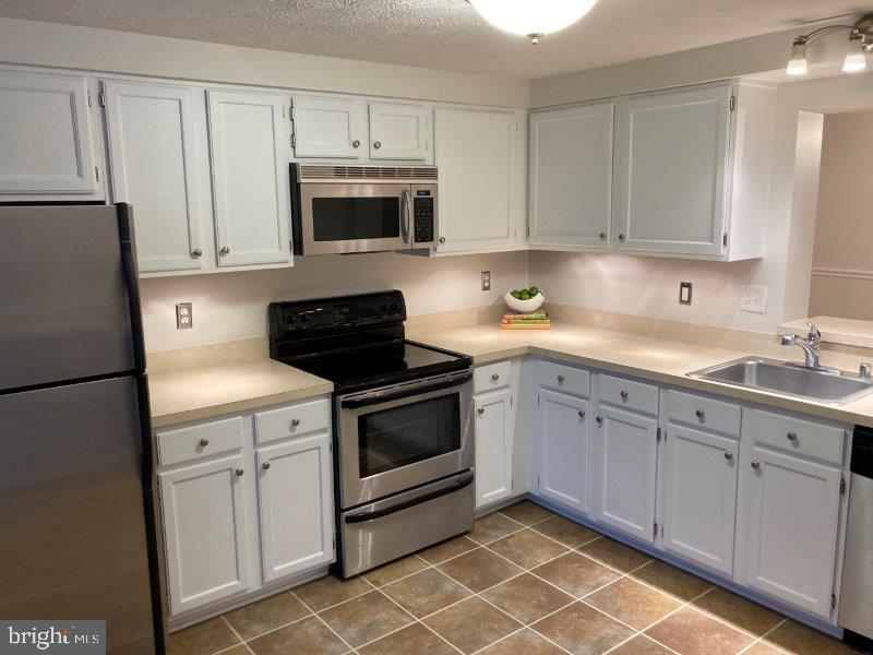 BEECH CREEK - Residential Lease