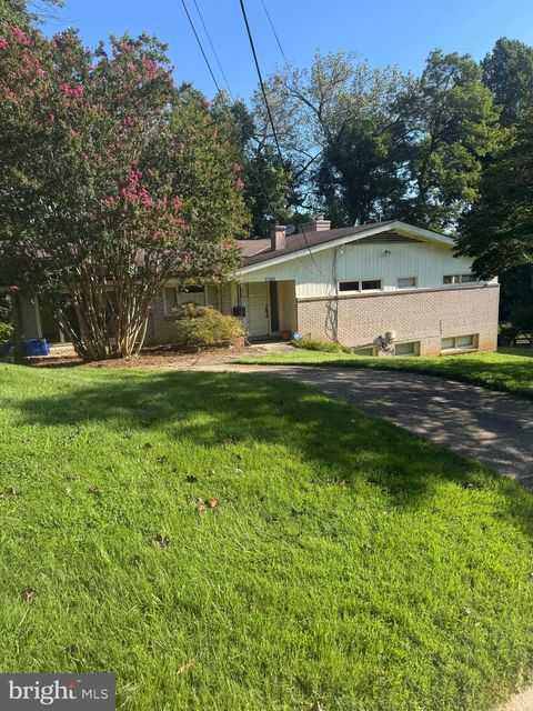Photo of 3201 Brooklawn Terrace, CHEVY CHASE, MD 20815 (MLS # MDMC2201234)