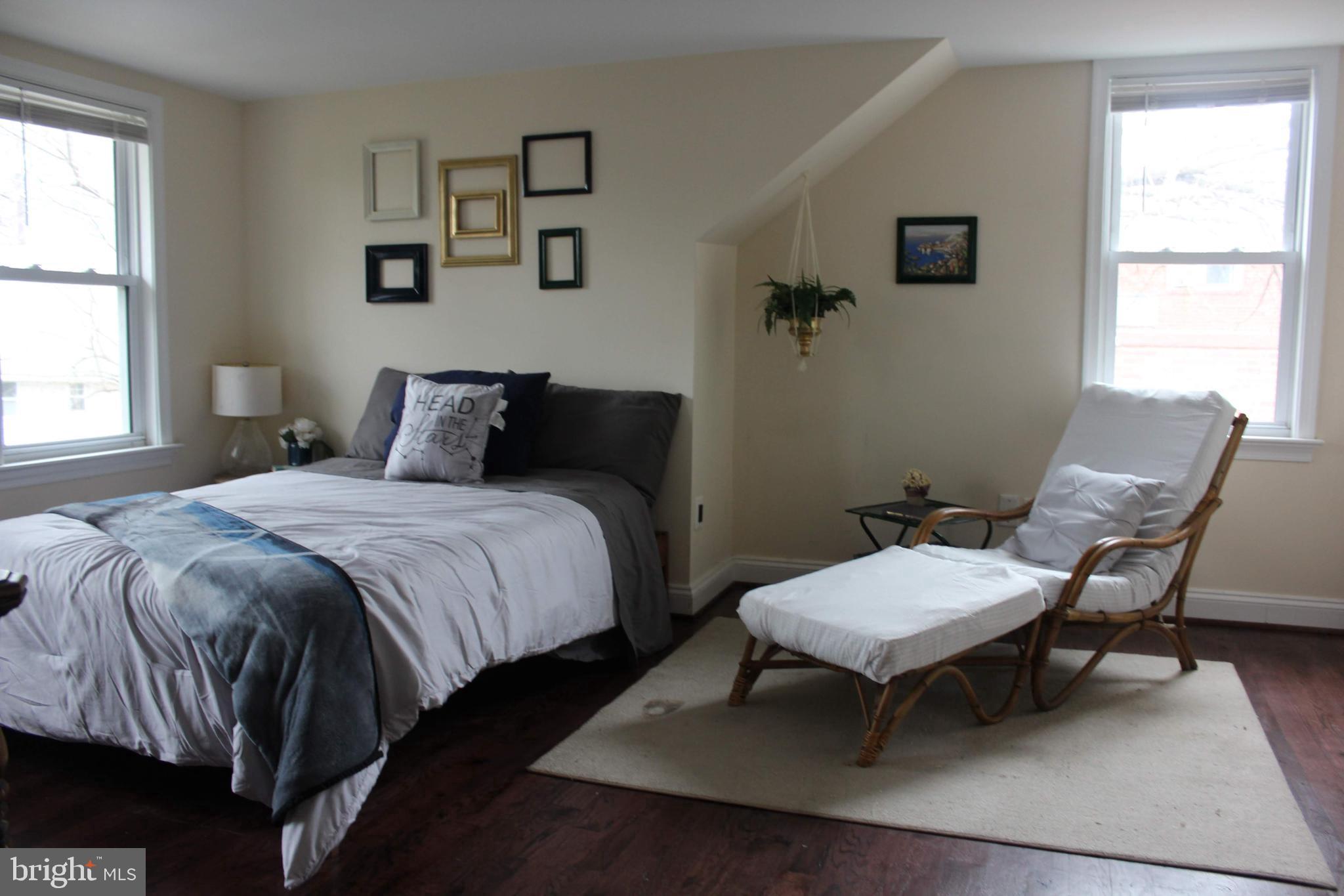 BRENTWOOD - Residential