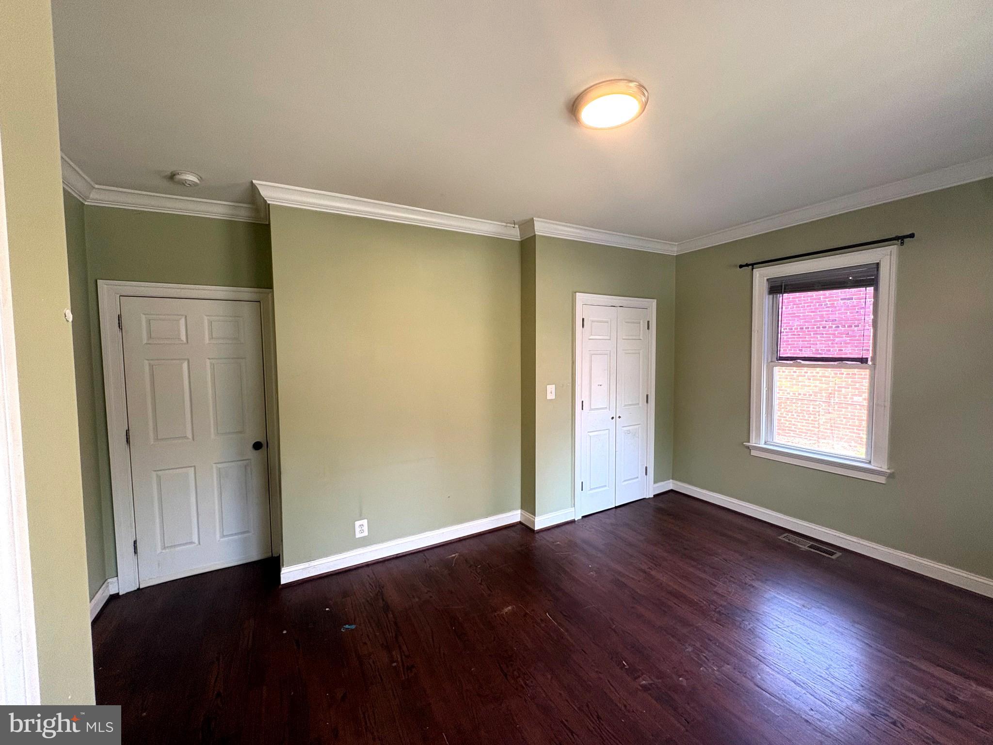 BRENTWOOD - Residential