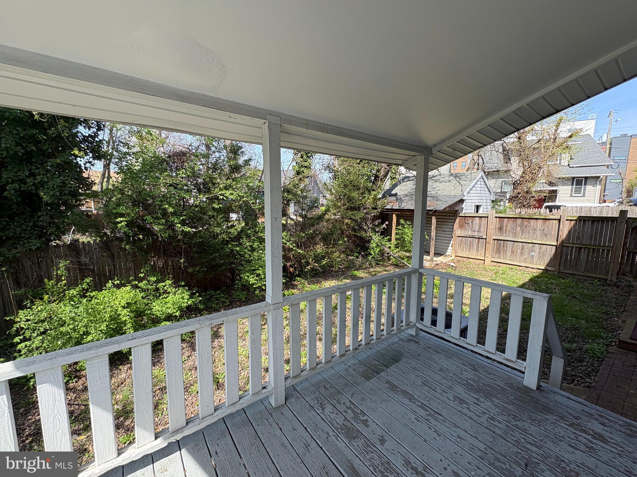 BRENTWOOD - Residential