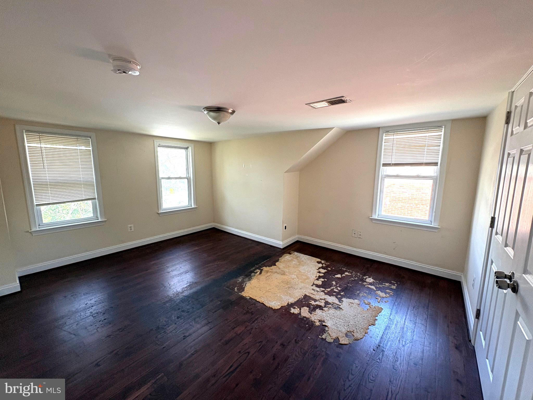 BRENTWOOD - Residential