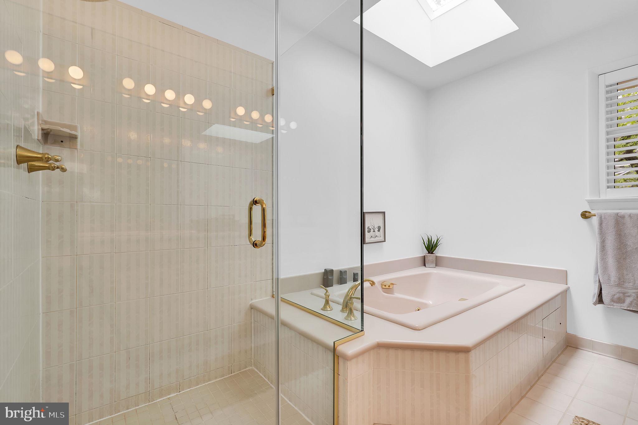 ROCK CREEK HILLS - Residential