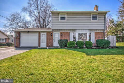 Photo of 1844 Graystone Road, East Petersburg, PA 17520 (MLS # PALA2048134)