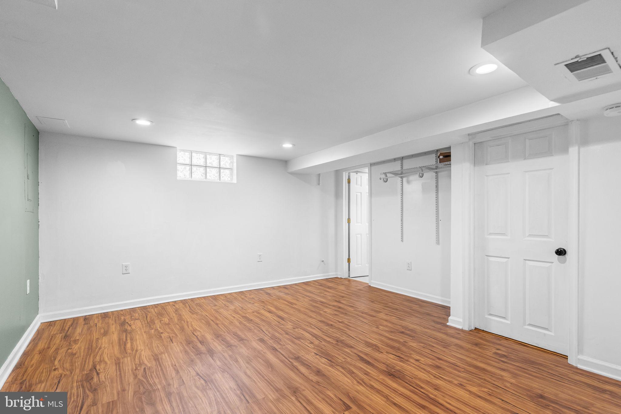 HUNTINGTON - Residential