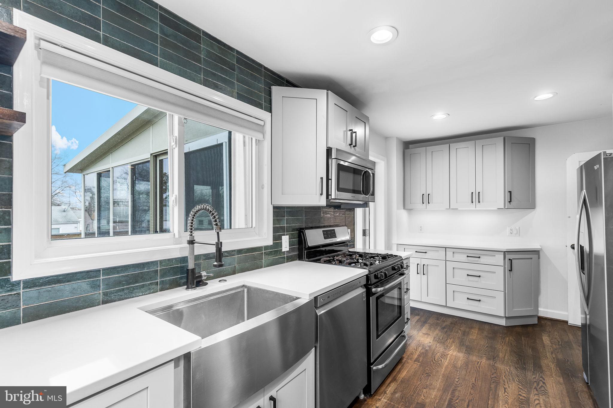 HUNTINGTON - Residential