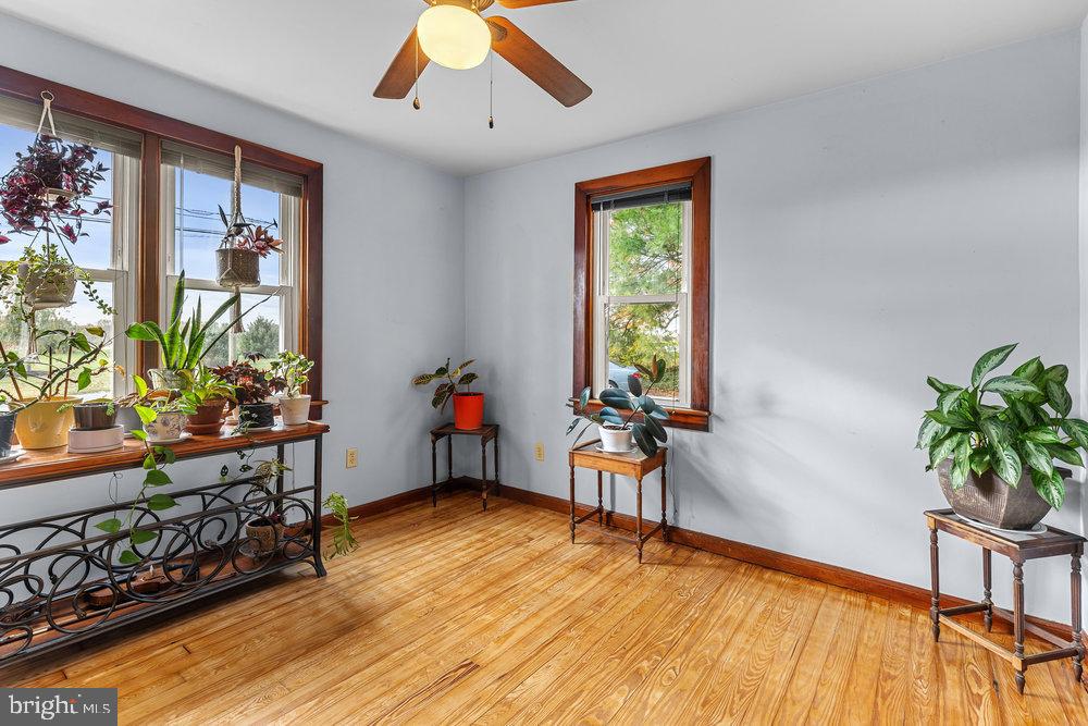 507 W BRUBAKER VALLEY ROAD