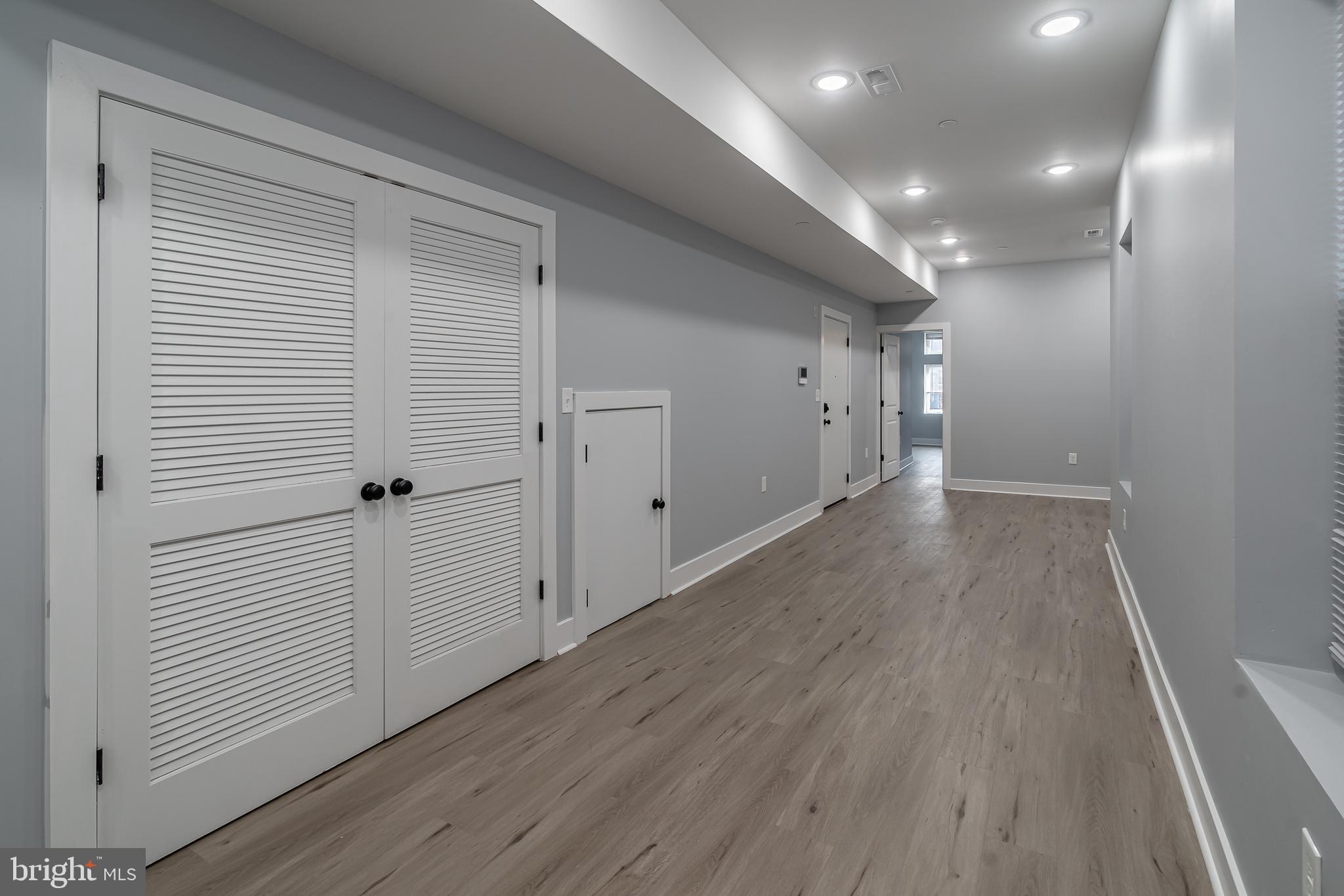 POWELTON VILLAGE - Residential Income