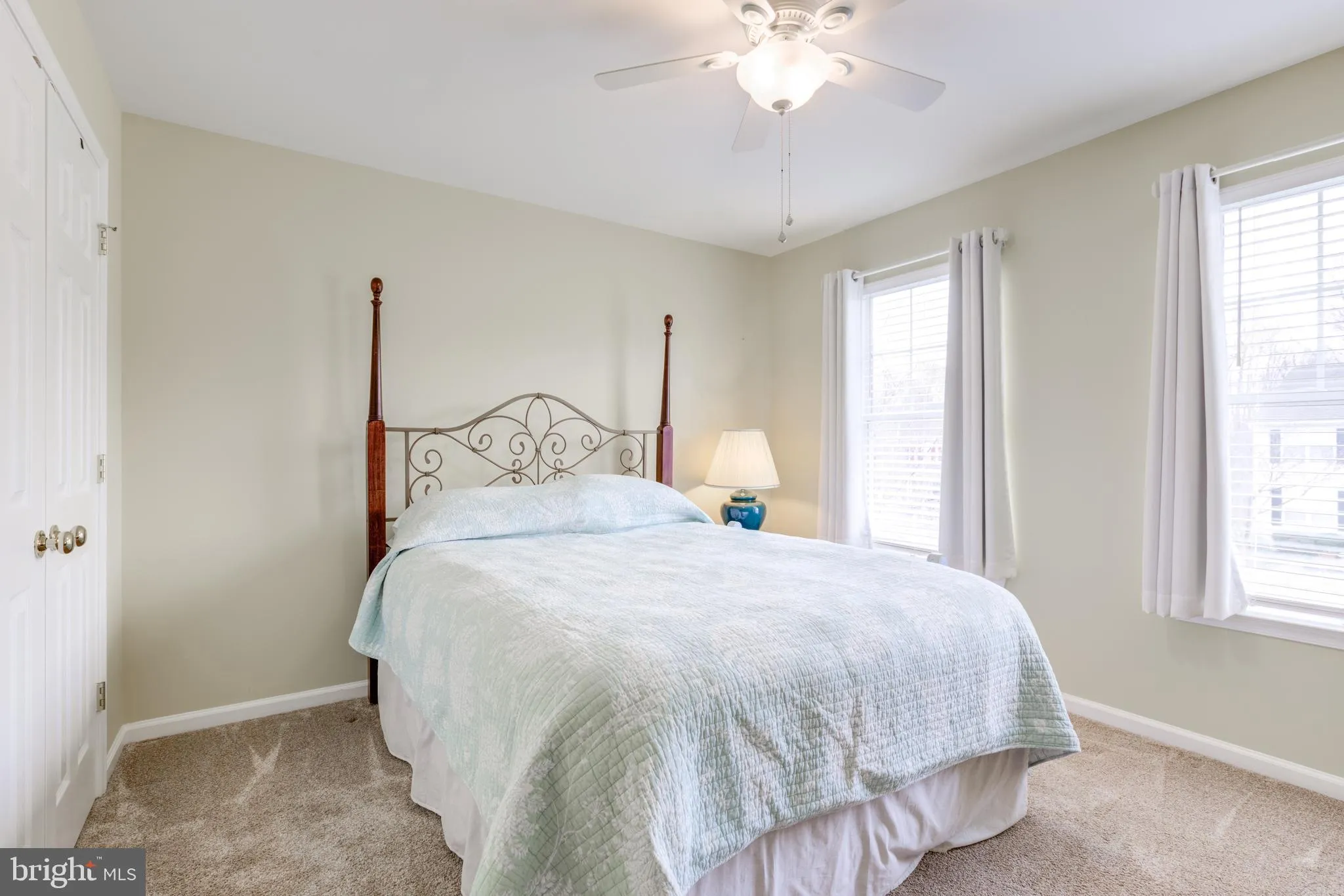 Downingtown, Pennsylvania 19335, United States, 4 Bedrooms Bedrooms, ,3 BathroomsBathrooms,Residential,Contingent,11333