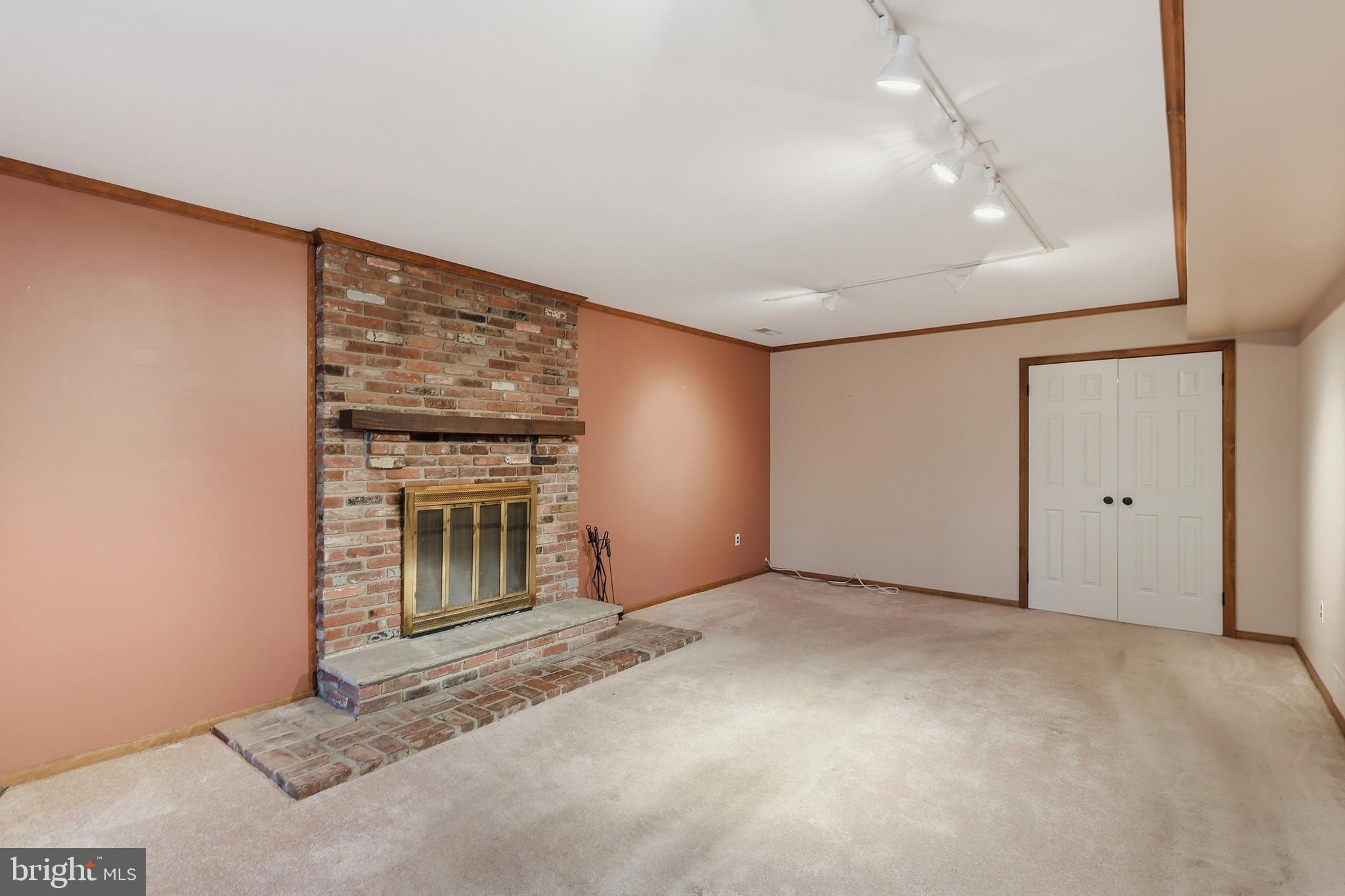 TANYARD FARMS - Residential