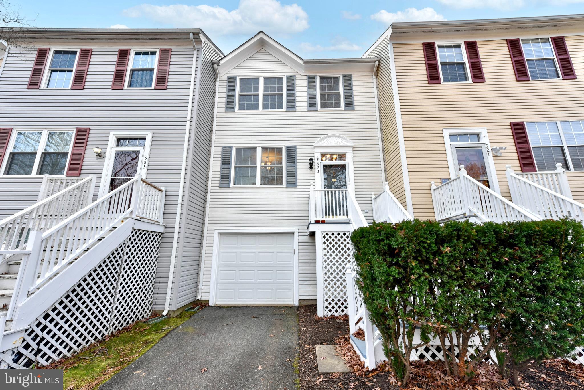 Available immediately! This well-located 2-bedroom, 2.5-bath townhome with a 1-car garage is in the sought-after Exeter community in Leesburg. The entry-level features a bright finished basement with laundry, built-in shelving, and walk-out access to the backyard. The main level offers an open floor plan with large windows, a modern kitchen with stainless steel appliances, and a spacious family room. Upstairs, the primary suite includes high ceilings and a private bath, while the second bedroom offers a walk-in closet and great natural light. Enjoy easy access to downtown Leesburg, Ida Lee Park, shopping, and major commuter routes including Rt. 15, Rt. 7, and the Greenway. Pets considered on a case-by-case basis.