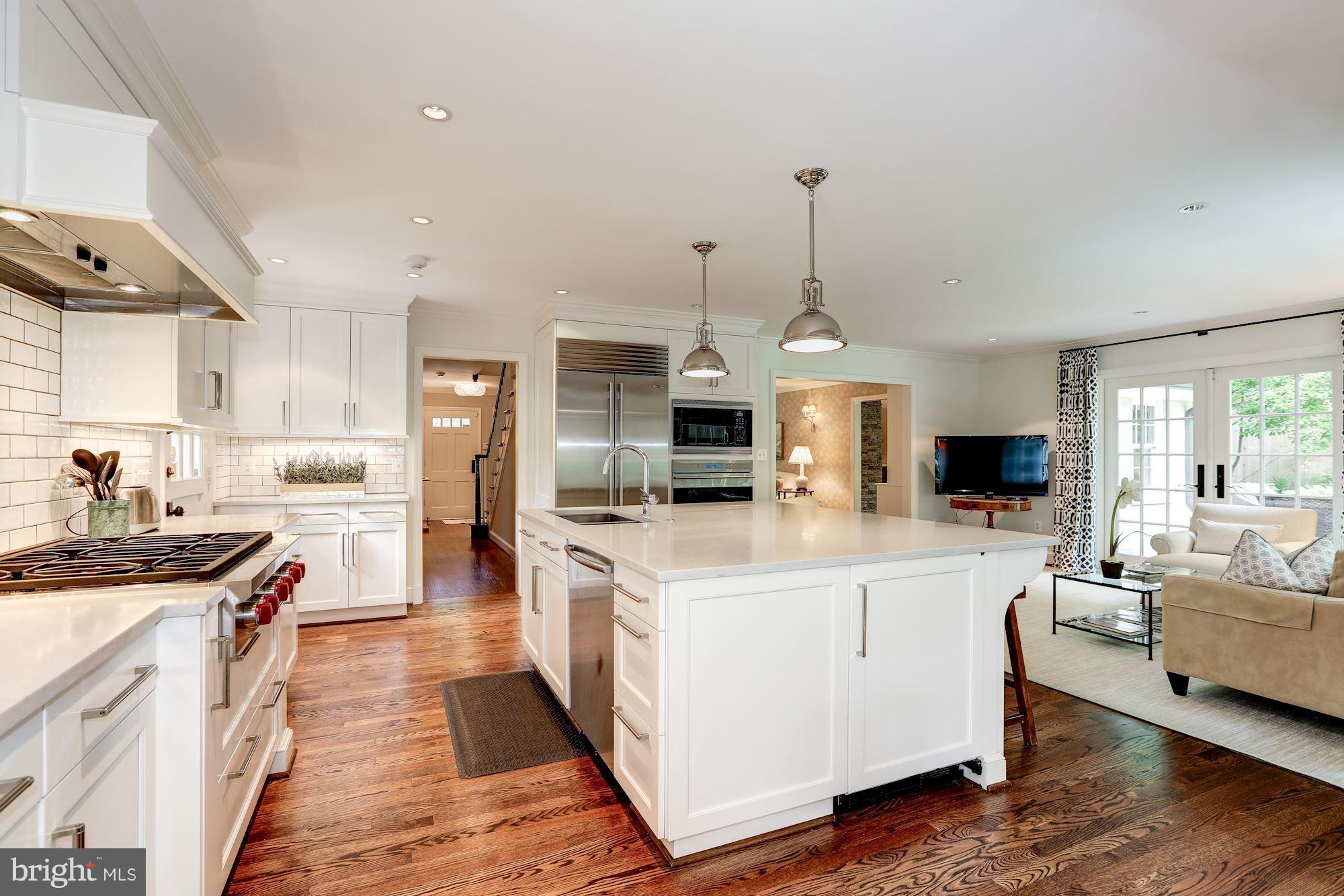 WESTMORELAND HILLS - Residential