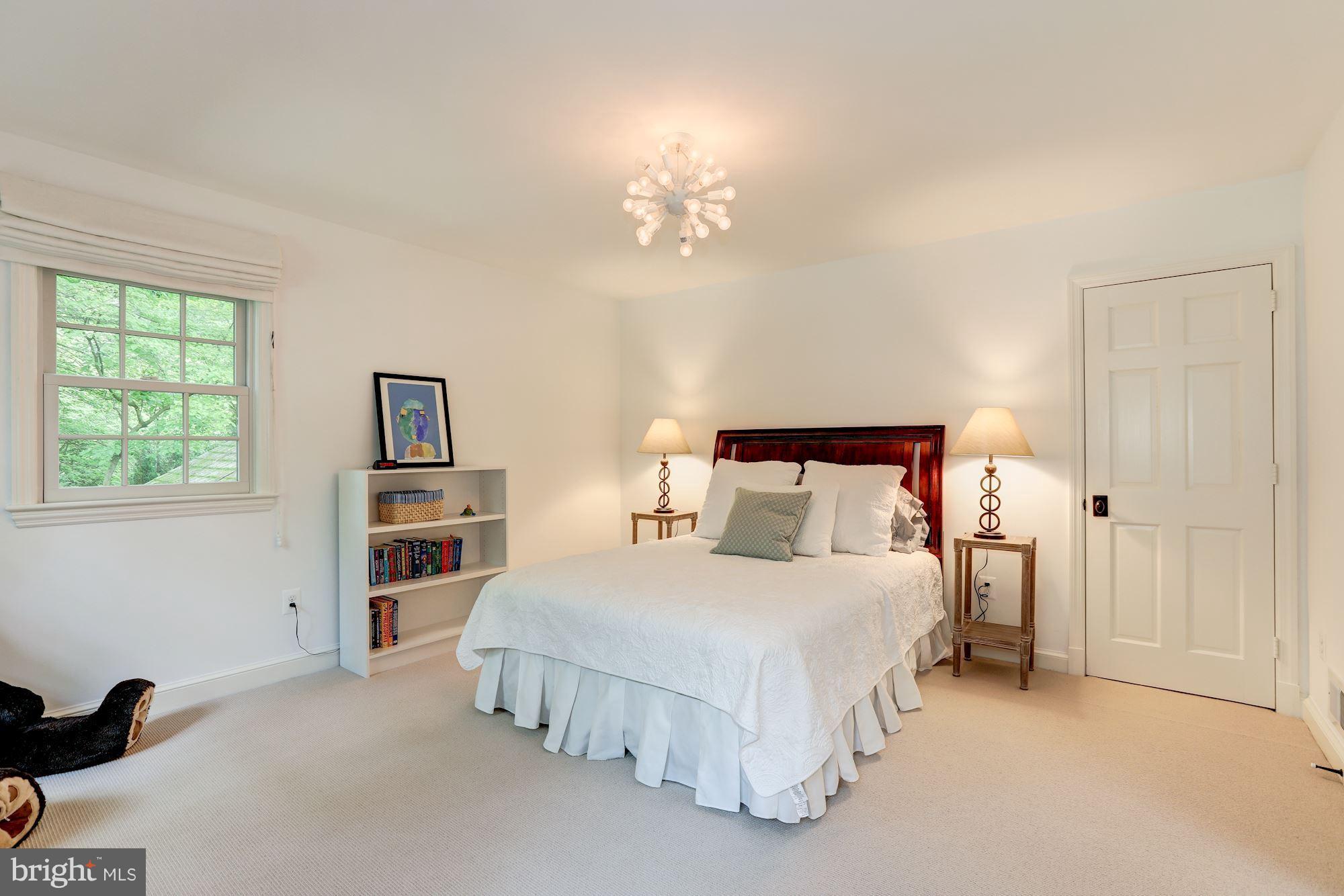 WESTMORELAND HILLS - Residential