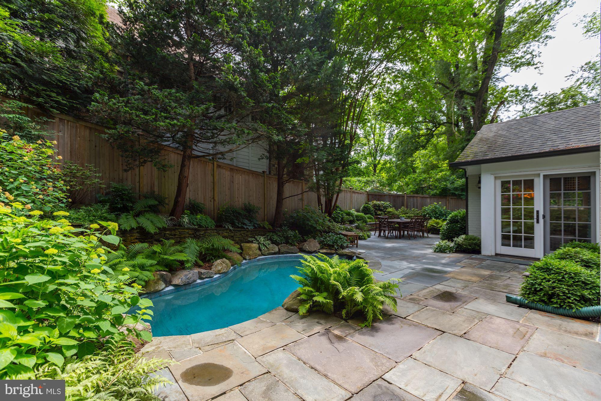 WESTMORELAND HILLS - Residential