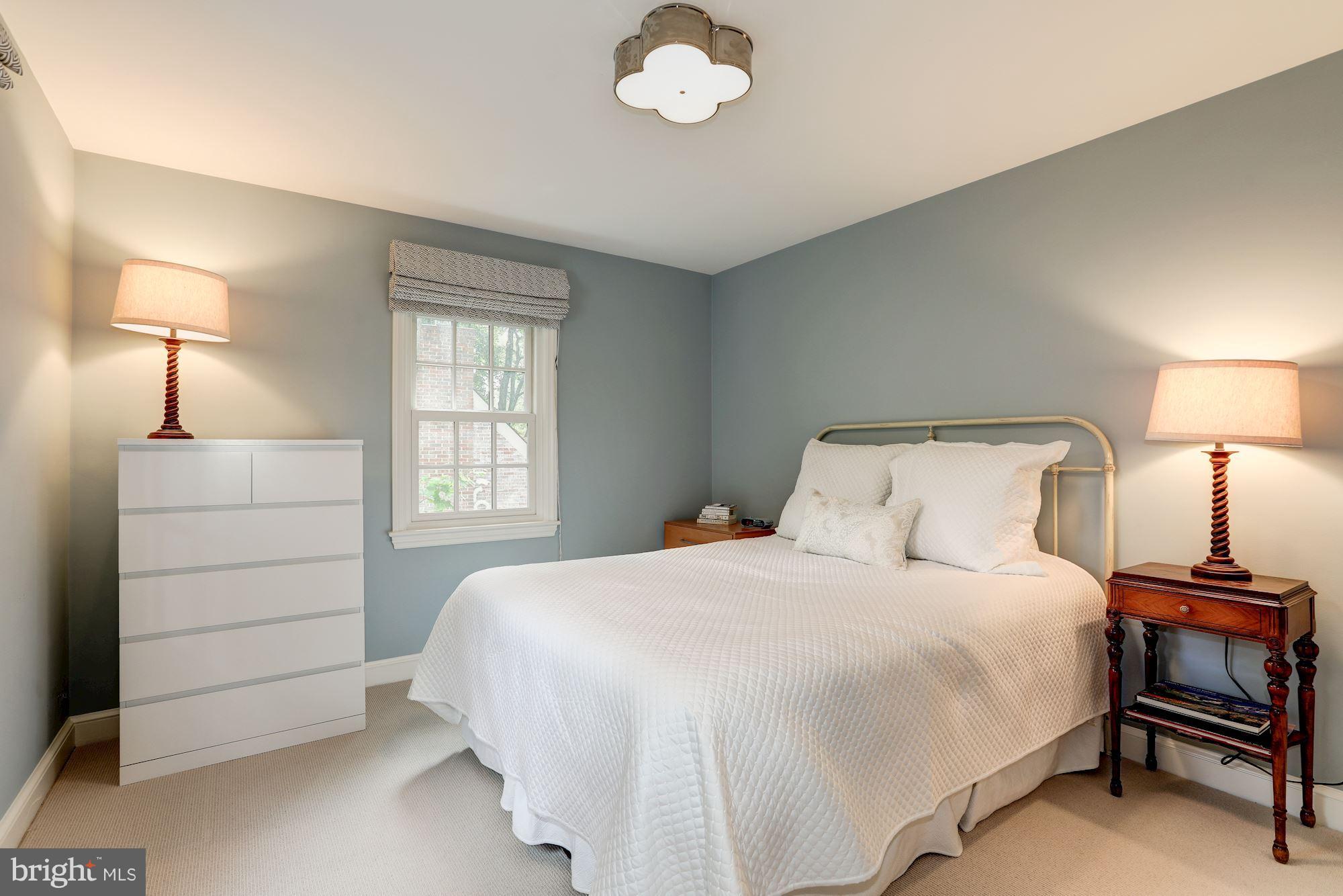 WESTMORELAND HILLS - Residential