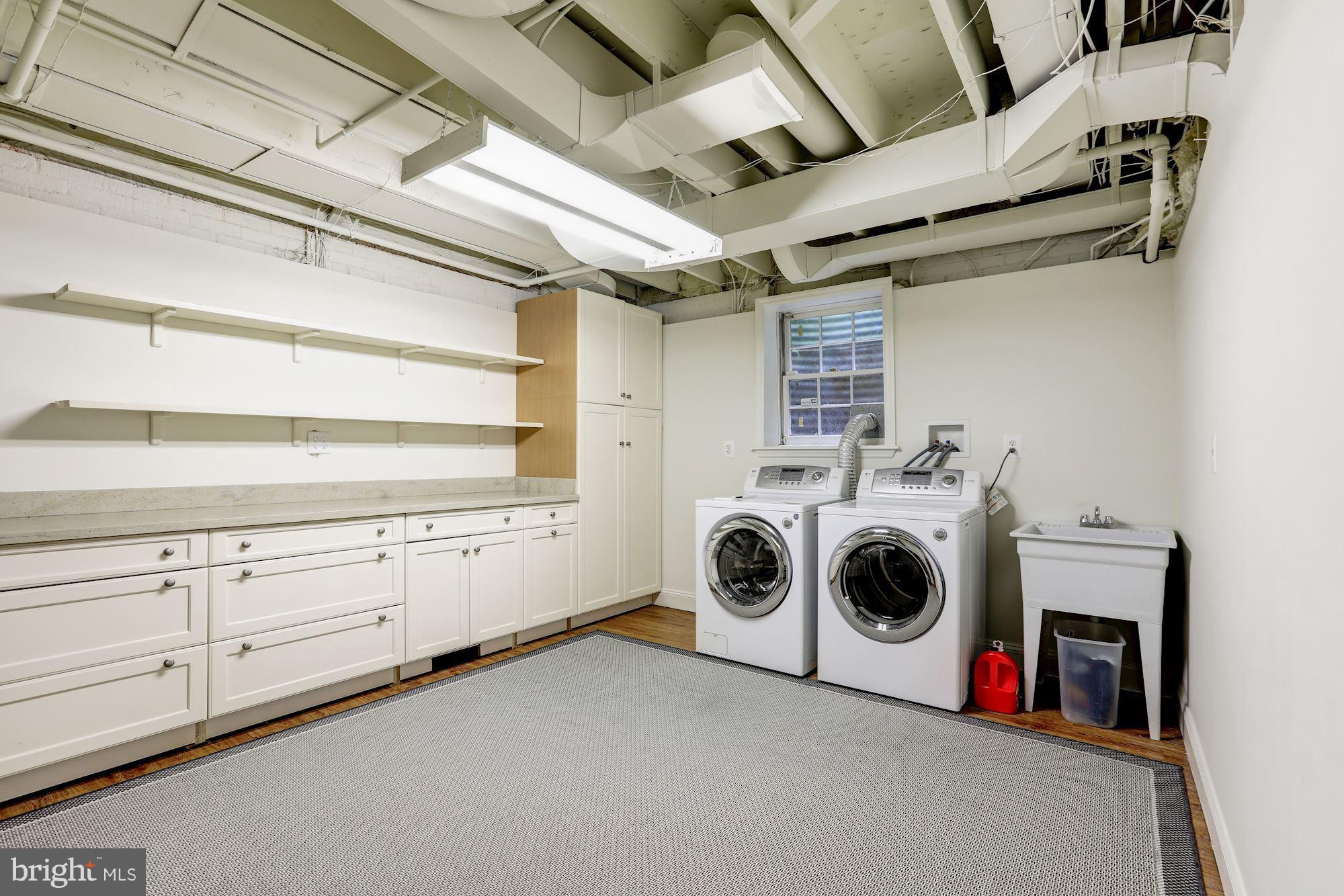 WESTMORELAND HILLS - Residential