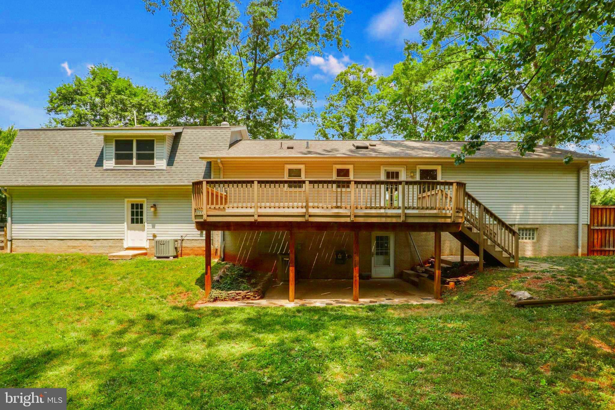 RANCHETTE ESTATES - Residential