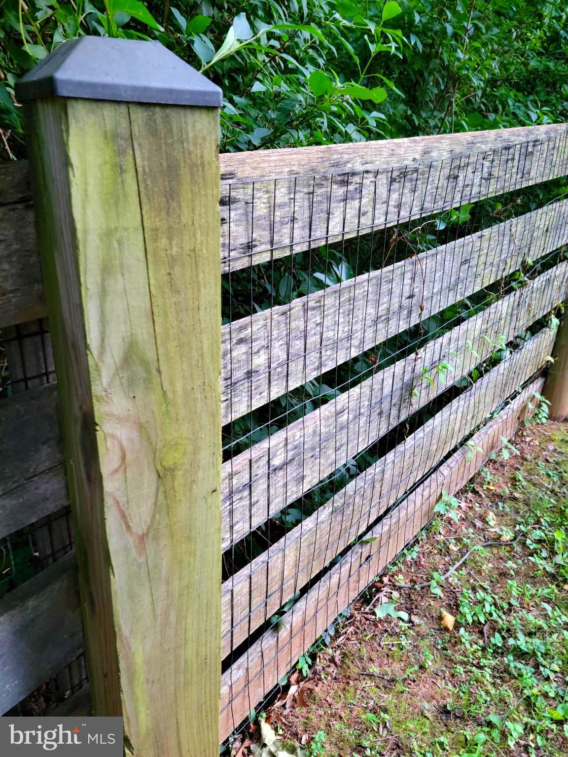 RANCHETTE ESTATES - Residential