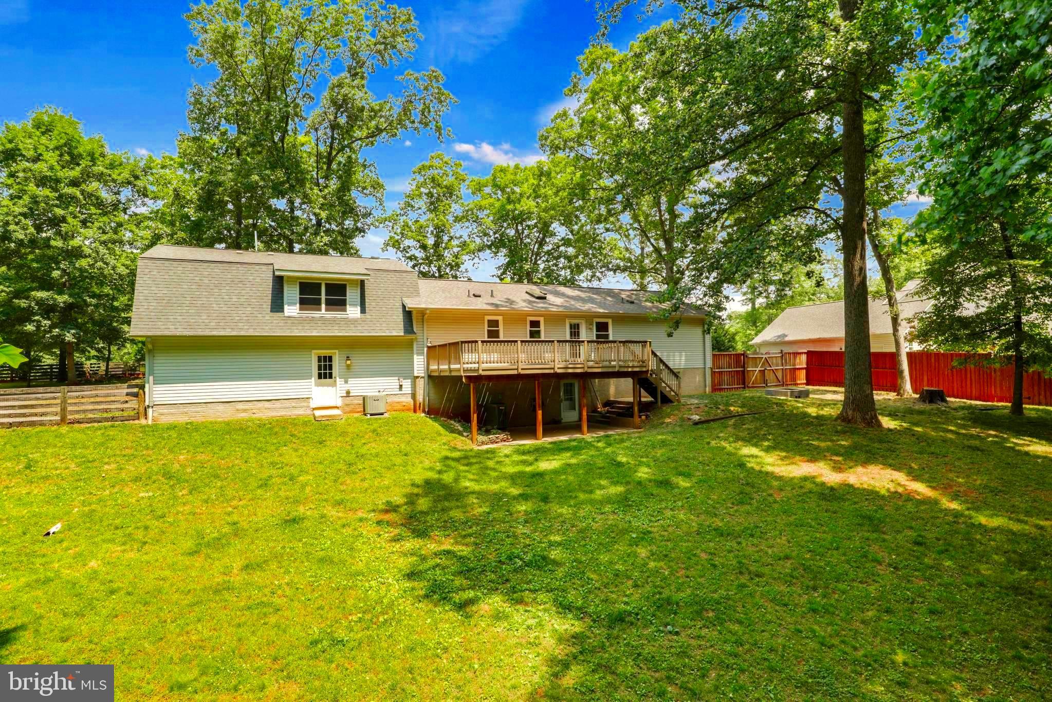 RANCHETTE ESTATES - Residential