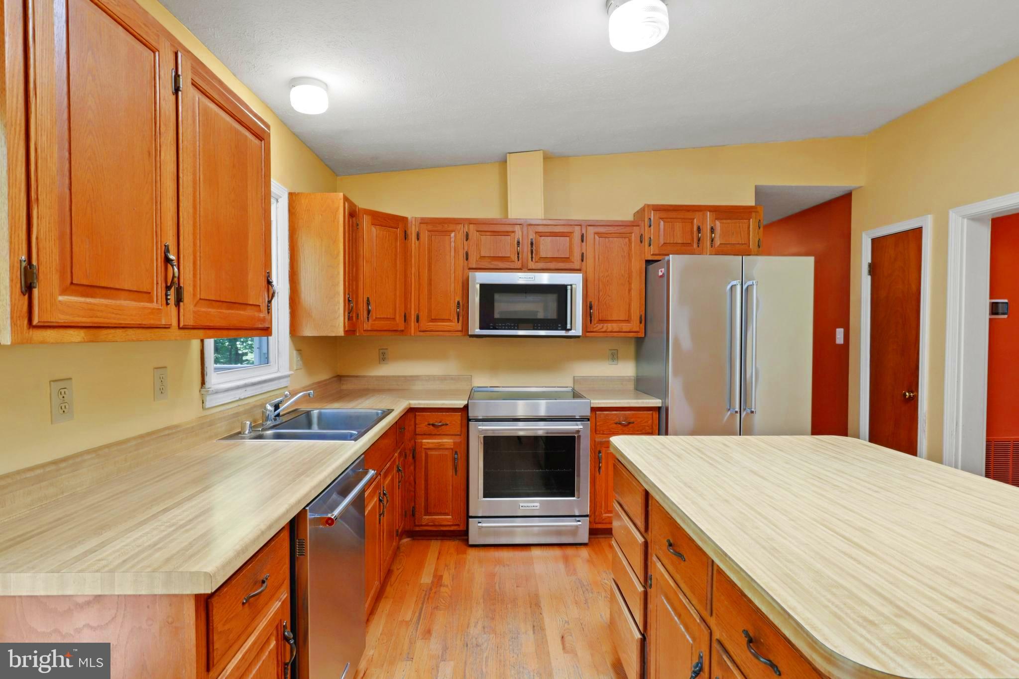 RANCHETTE ESTATES - Residential