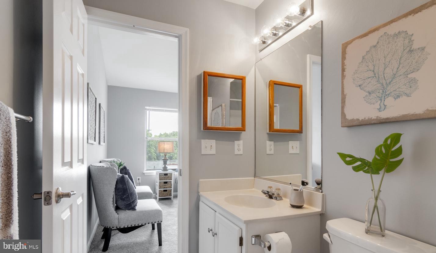 RIVERCHASE - Residential Lease