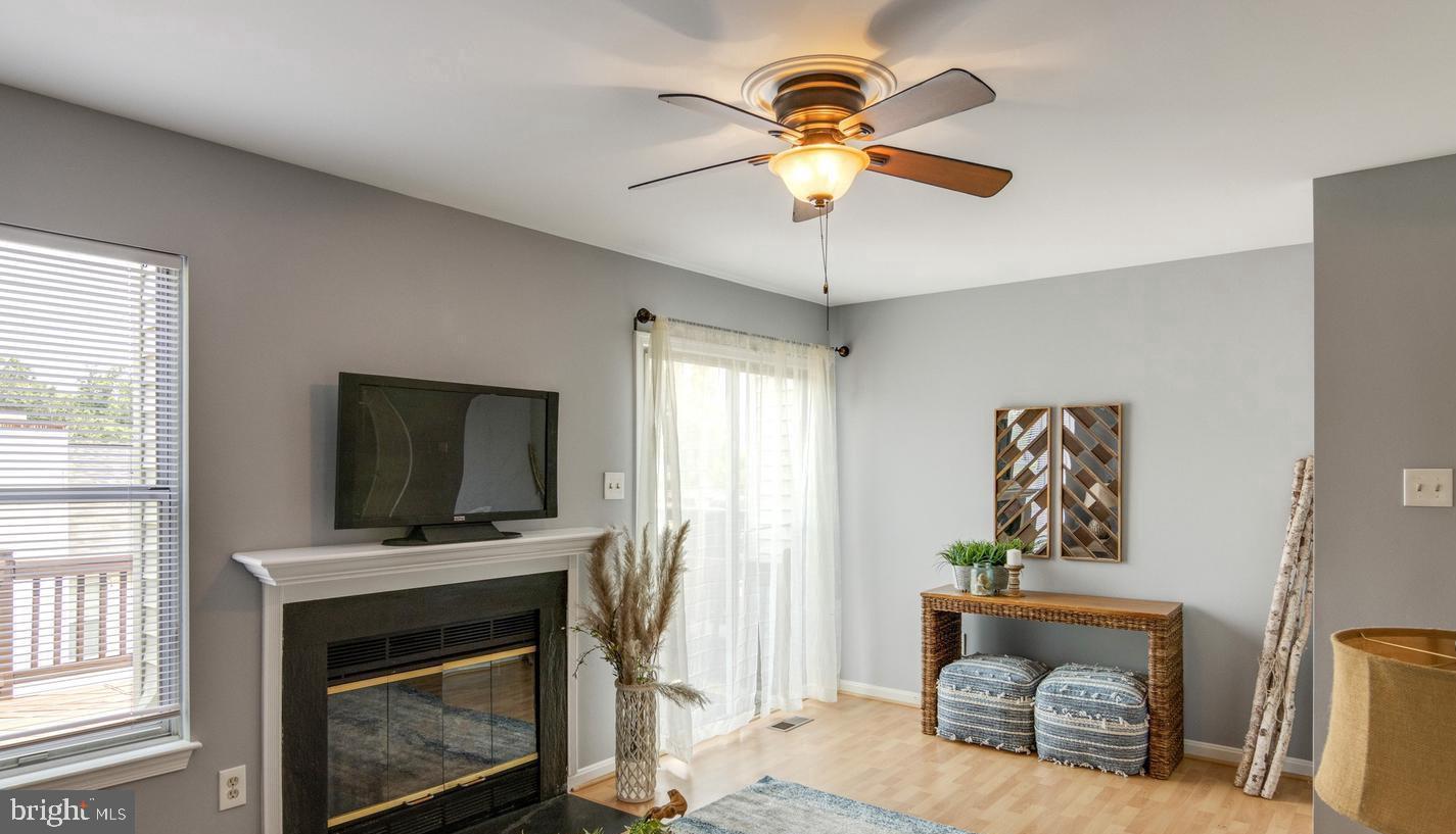 RIVERCHASE - Residential Lease